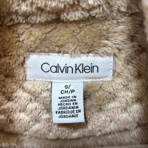 CALVIN KLEIN Zip-Up Sherpa Fleece Vest - Picture 2 of 6